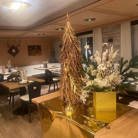 Hotel Stella Моена Екстериор снимка