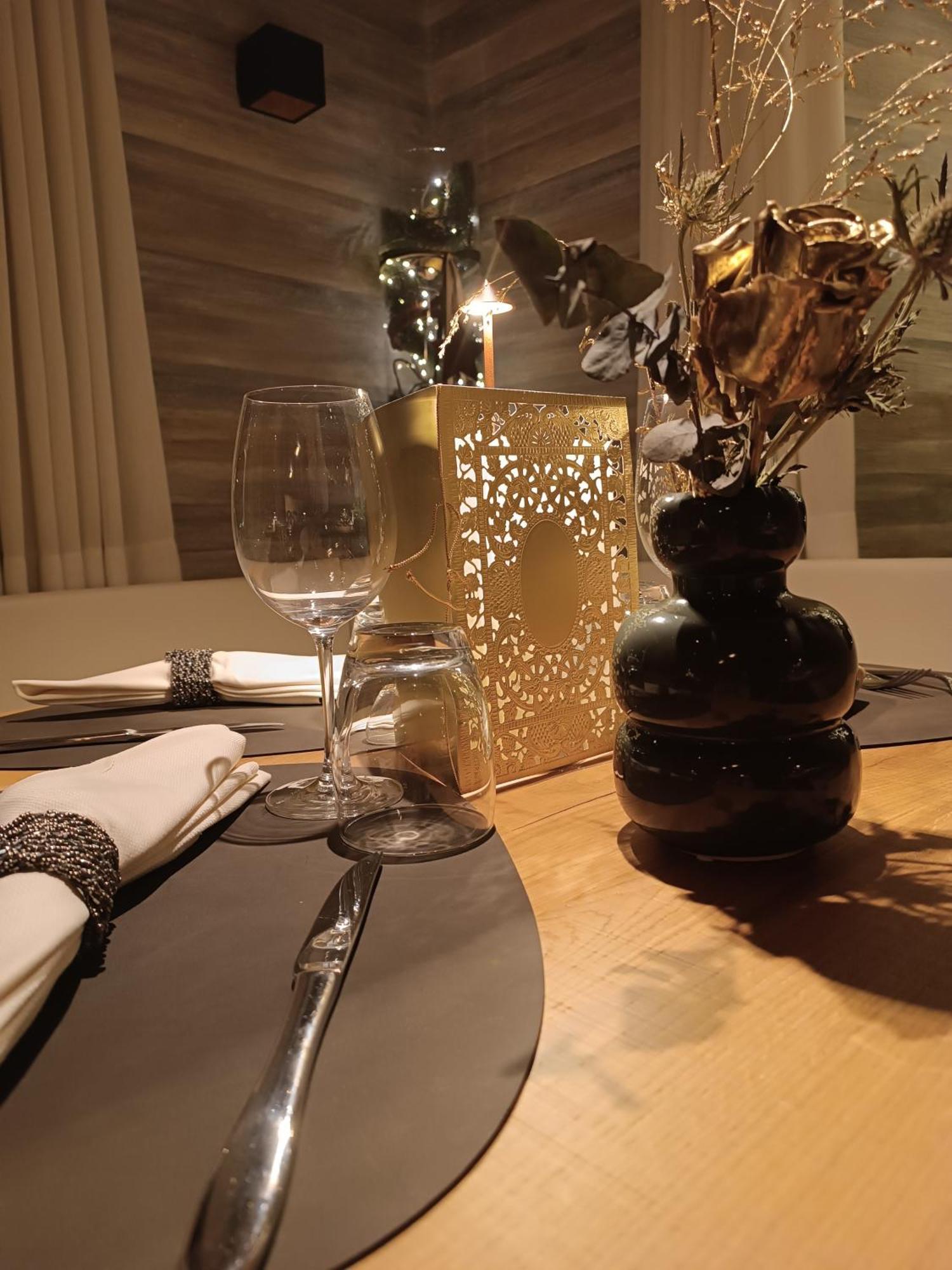 Hotel Stella Моена Екстериор снимка